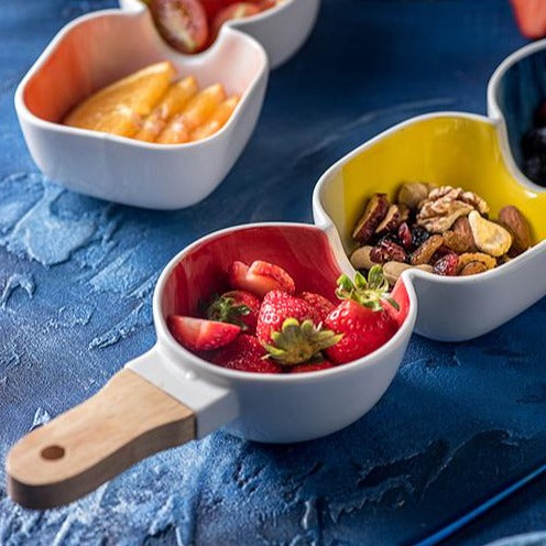 MERRY 3 part snack bowl with wooden handle - blue, yellow & red Nestasia