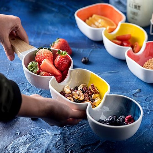 MERRY 3 part snack bowl with wooden handle - blue, yellow & red Nestasia