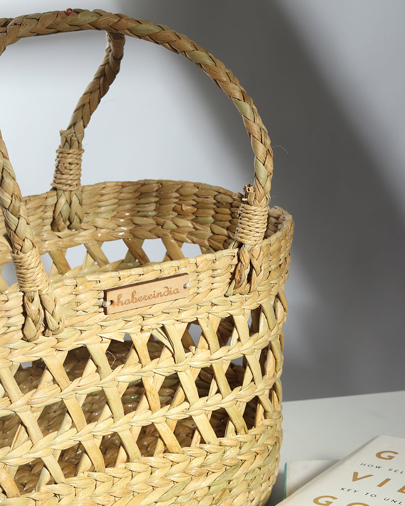 Handwoven Oval Seagrass Fruit Hamper Basket with Jali Design for Kitchen and Dining