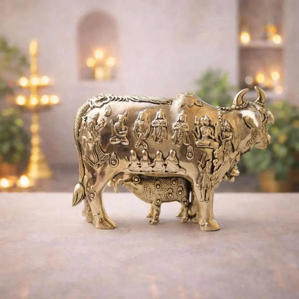 Brass Lightweight Kamdhenu Cow With Calf Idol (4 Inch) Vedansh Craft
