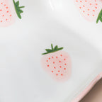 Strawberry Dreams Sectioned Plate Pink Nestasia