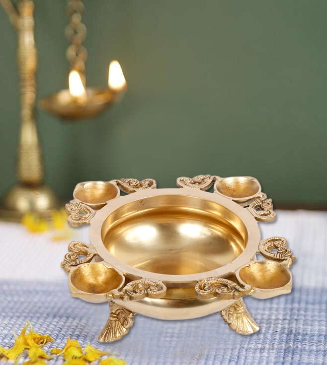 Artvarko Brass Ethnic Traditional Urli Bowl with Diys Flowers Urli Bowl for Floating Candles Home Office Decor Diwali Gift 7.5 Inch