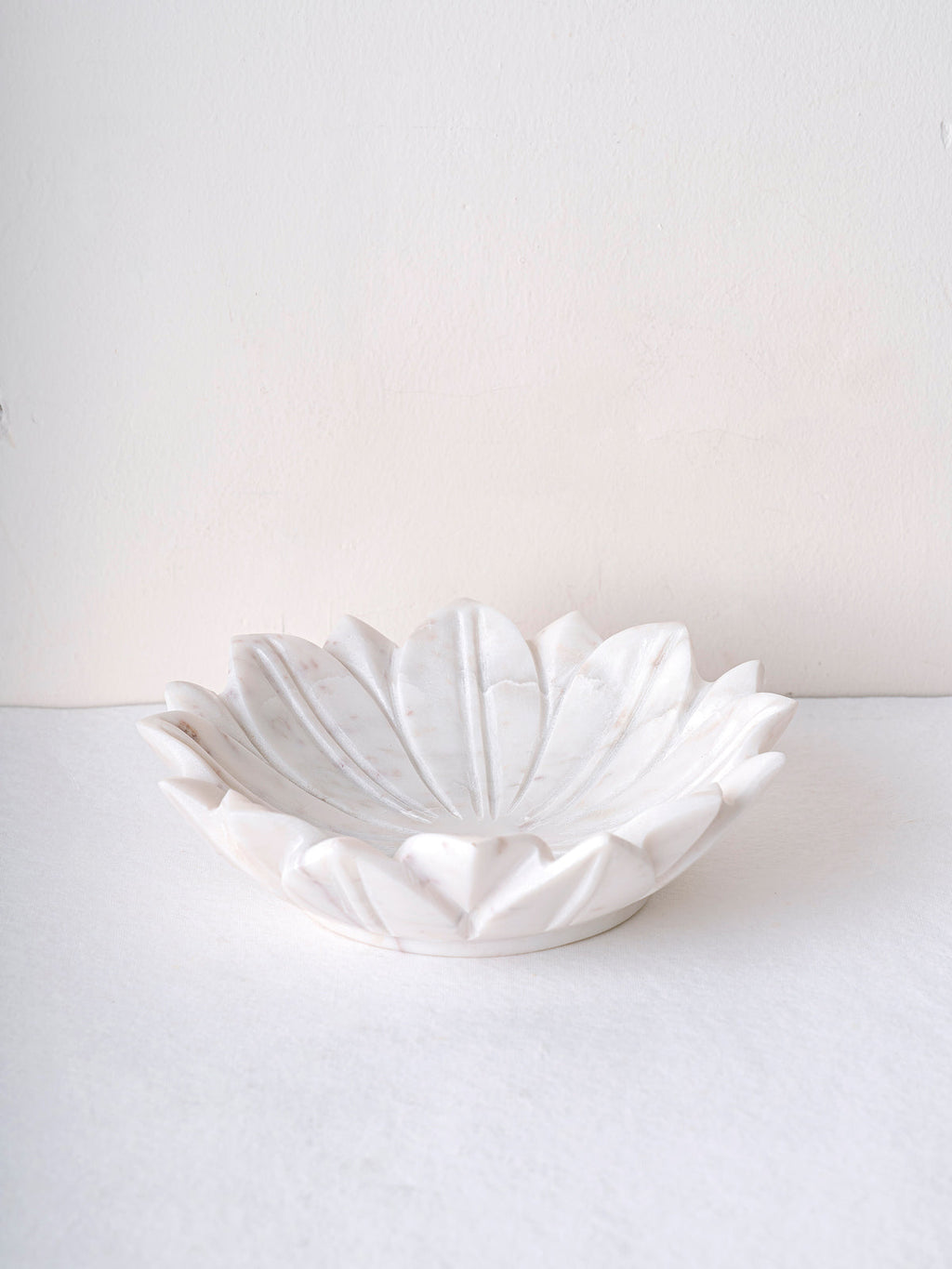 Lotus Marble Bowl Contrast Living