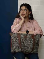 ZOUK Lattice Lace Mesh Printed Jute Handcrafted Vegan Leather Women's Black Structured Tote Bag Contemporary