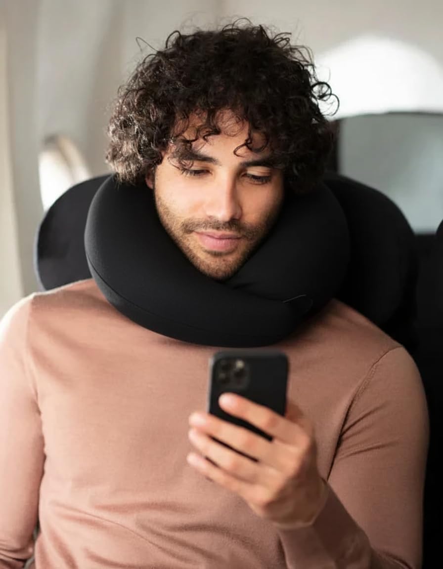 Store2508 Spungee Microbeads Travel Neck Pillow with Eye Mask & Ear Plugs (Red)