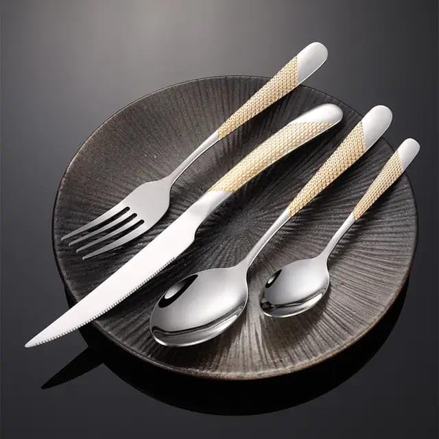 ANH MART Mirror Finish Gold Plated Stainless Steel Flatware Set Copper Silverware Set Rose Gold Spoon Color Cutlery Set [Dinner Fork-Tea Spoon-Salad Spoon-Knife] Set of (Golden DOT, 8)