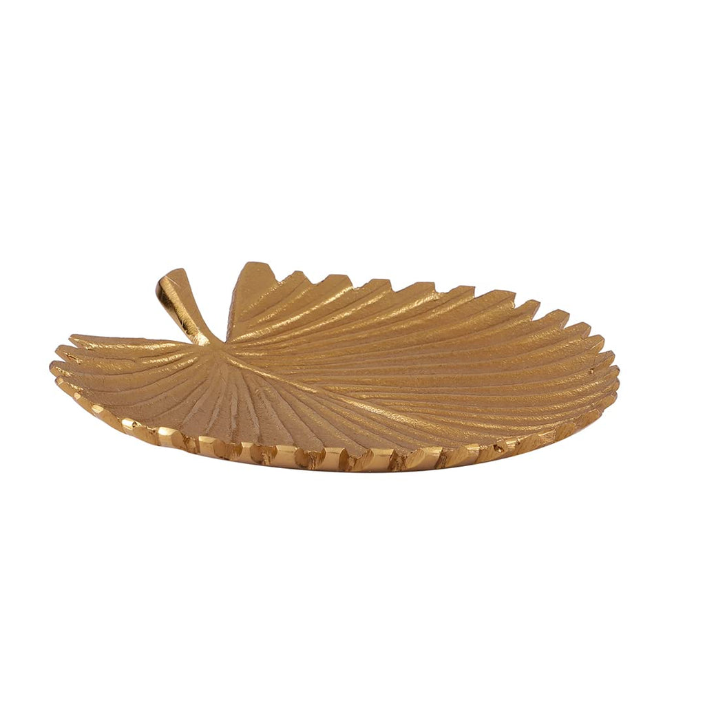 Purestory Metal Jewelry Dish Tray, Decorative Trinket Dish, Modern Accent Tray.Trinket Tray Home Decor Wedding Gift for Her Desk Organizer Accessories Small Ring Holder - Gold (6 Inches)