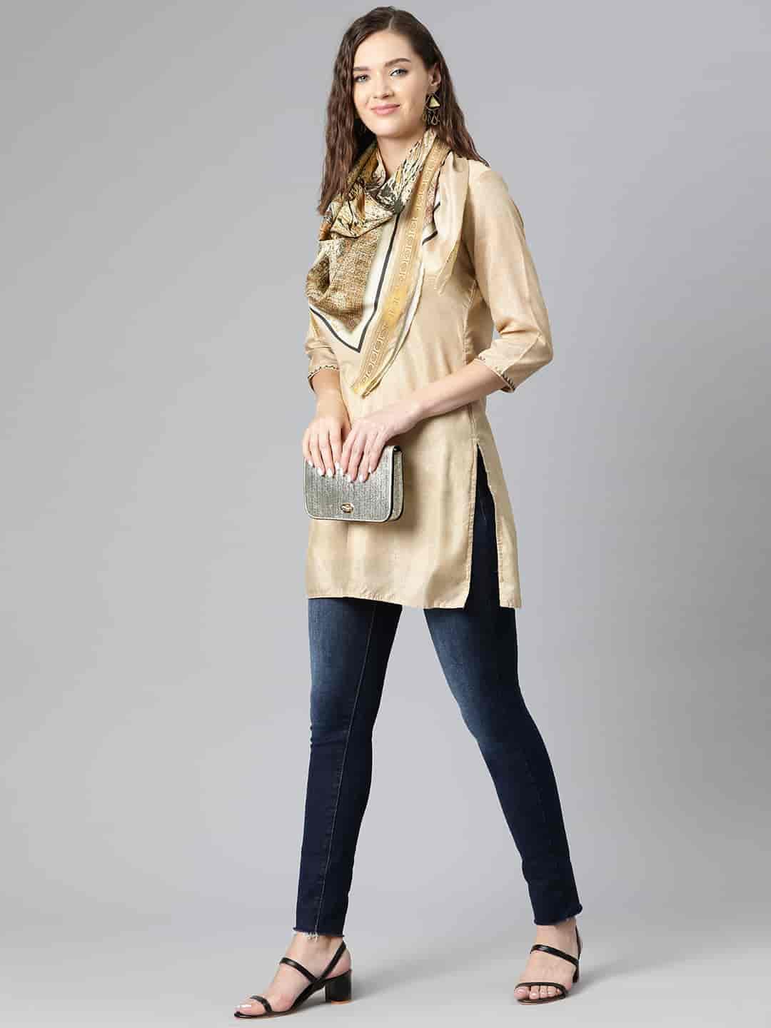 SILK LAND Women's Digital Printed Scarfs