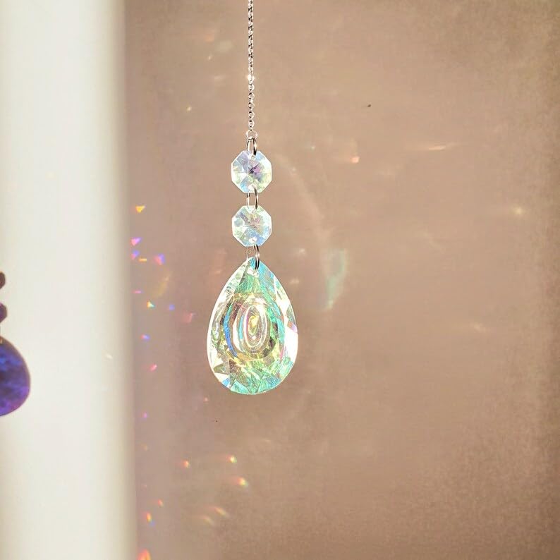 SILVERBILL Crystal Prism Suncatcher Art Hanging Crystal Sun Catcher Prism Ball Rainbow Decor for Christmas Tree Decoration and Car Pendants (5)