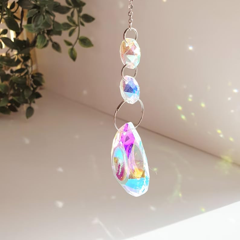 SILVERBILL Crystal Prism Suncatcher Art Hanging Crystal Sun Catcher Prism Ball Rainbow Decor for Christmas Tree Decoration and Car Pendants (5)