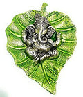 Kridaykraft Multicolour Handmade Decorative Feng Shui Metal Pan Leaf Hanging Metal Ganesh Ji Statue