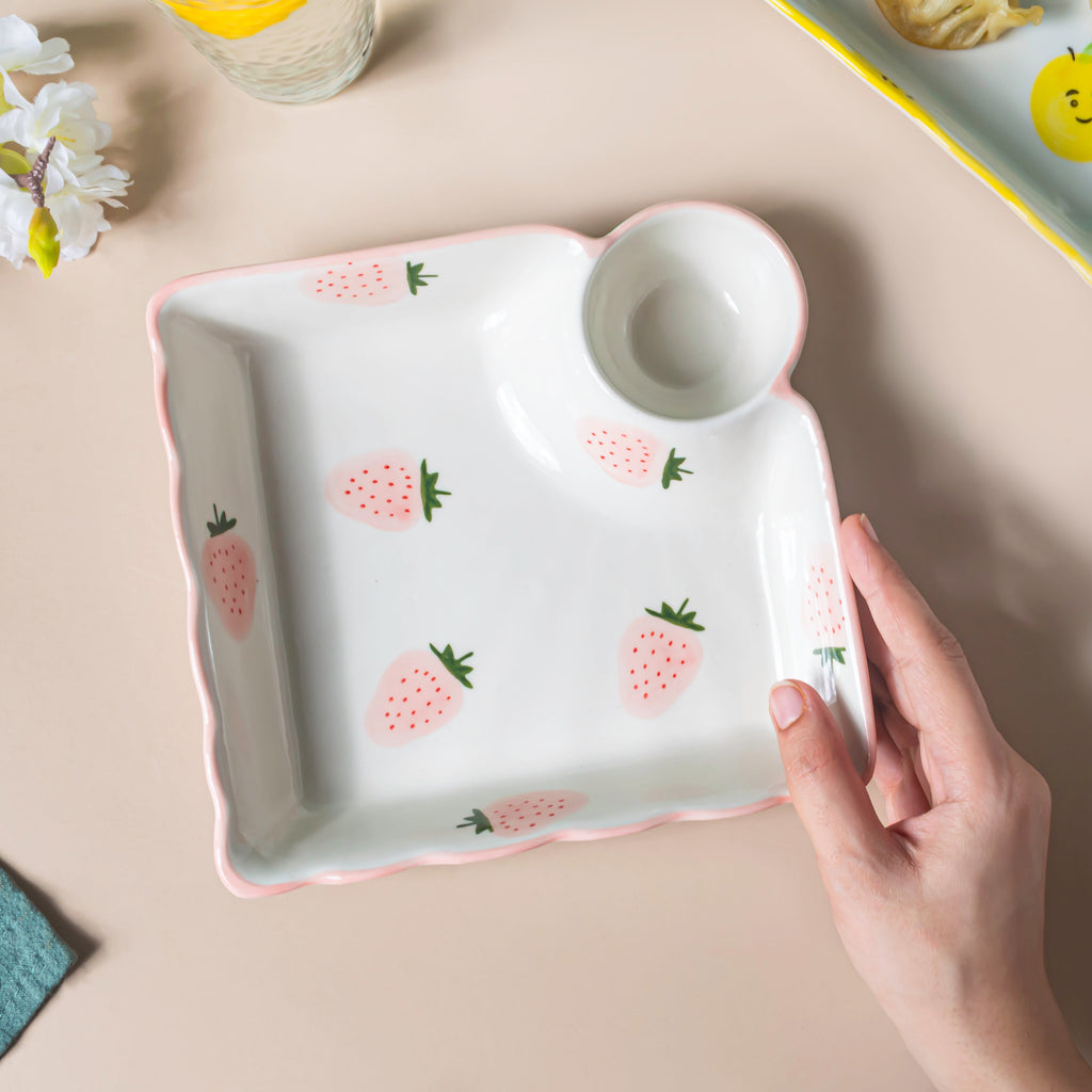 Strawberry Dreams Sectioned Plate Pink Nestasia