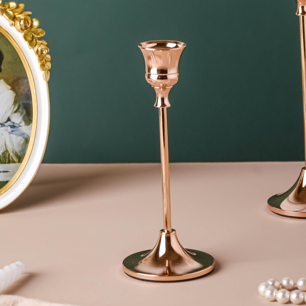 Glossy Gold Candle Stand Nestasia