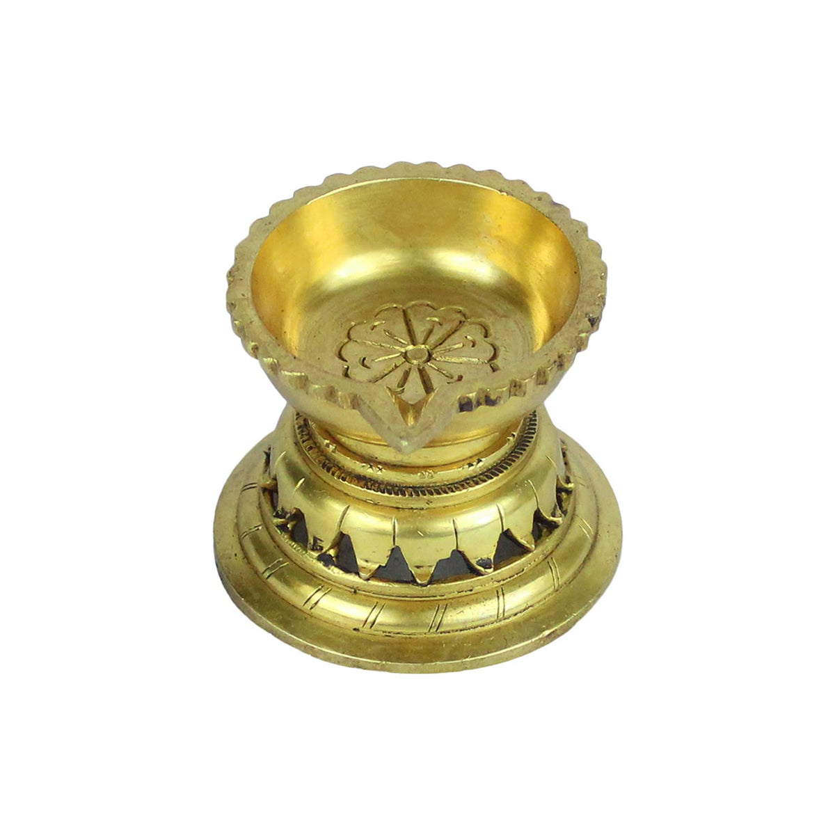 Artvarko Ethnic Carved Desiner Brass Diyas for Pooja | Deepak for Puja Aarti | Oil Lamp | Pooja Articles Home Décor Item | Showpieces | House Warming Decoration | Religious Diwali Gifts