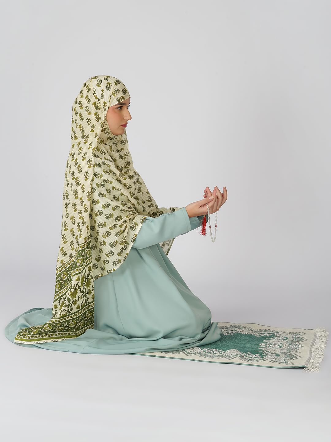 ANA Hafsa Green Floral Dupatta | 93 x 42 Inches – Premium Mulmul Cotton | Lace Border | Lightweight, Soft & Breathable