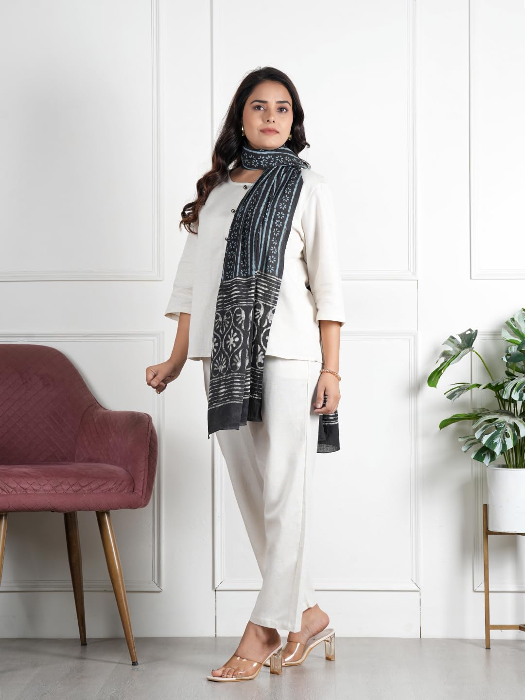 RAI SAHAB Printed Cotton Scarf for Women, Lightweight Soft Scarves Stoles for Summer & Winter(ST-95BLK10)