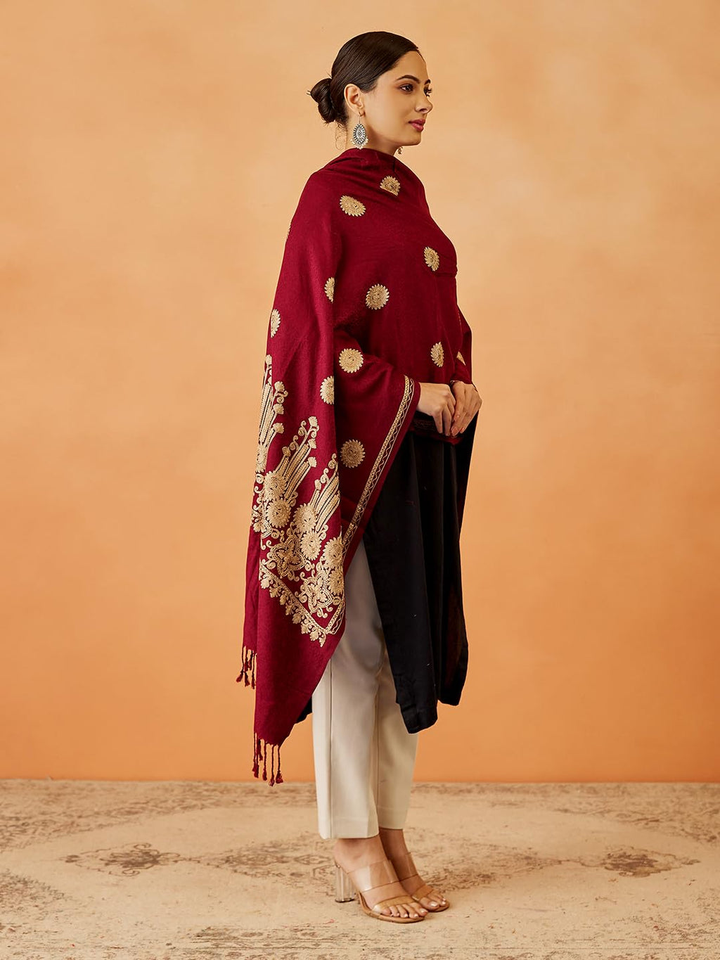 Pashmoda Women Nafeesa Kashmiri Aari Embroidery Stole, Shawl, & Wrap, Luxury Pashmina Evening Wrap (Size: 71X203 CM)