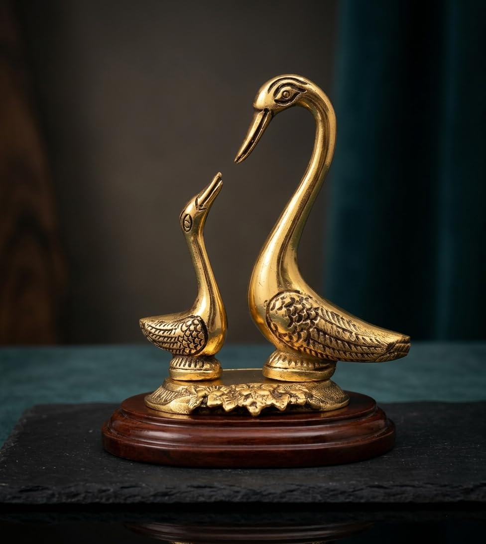 KridayKraft Love Birds Swanset Pair of Kissing Duck Metal Statue,Love for Romantic Gift to Boyfriend,Girlfriend,Decor Your Home,Office,Showcase,Animal Showpiece Figurines.