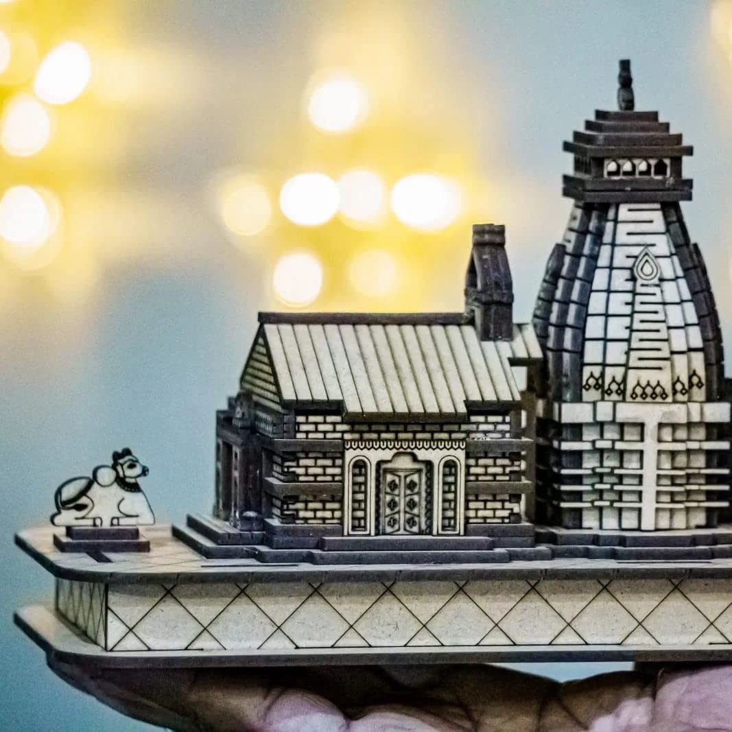 DEEP PRINT MART Kedarnath Temple Wooden Souvenir Decorative Showpiece Car Deshboard MDF Pine Wood Beautiful Kedarnath ji Temple Size 4.5 x 2.5 x 4 inch