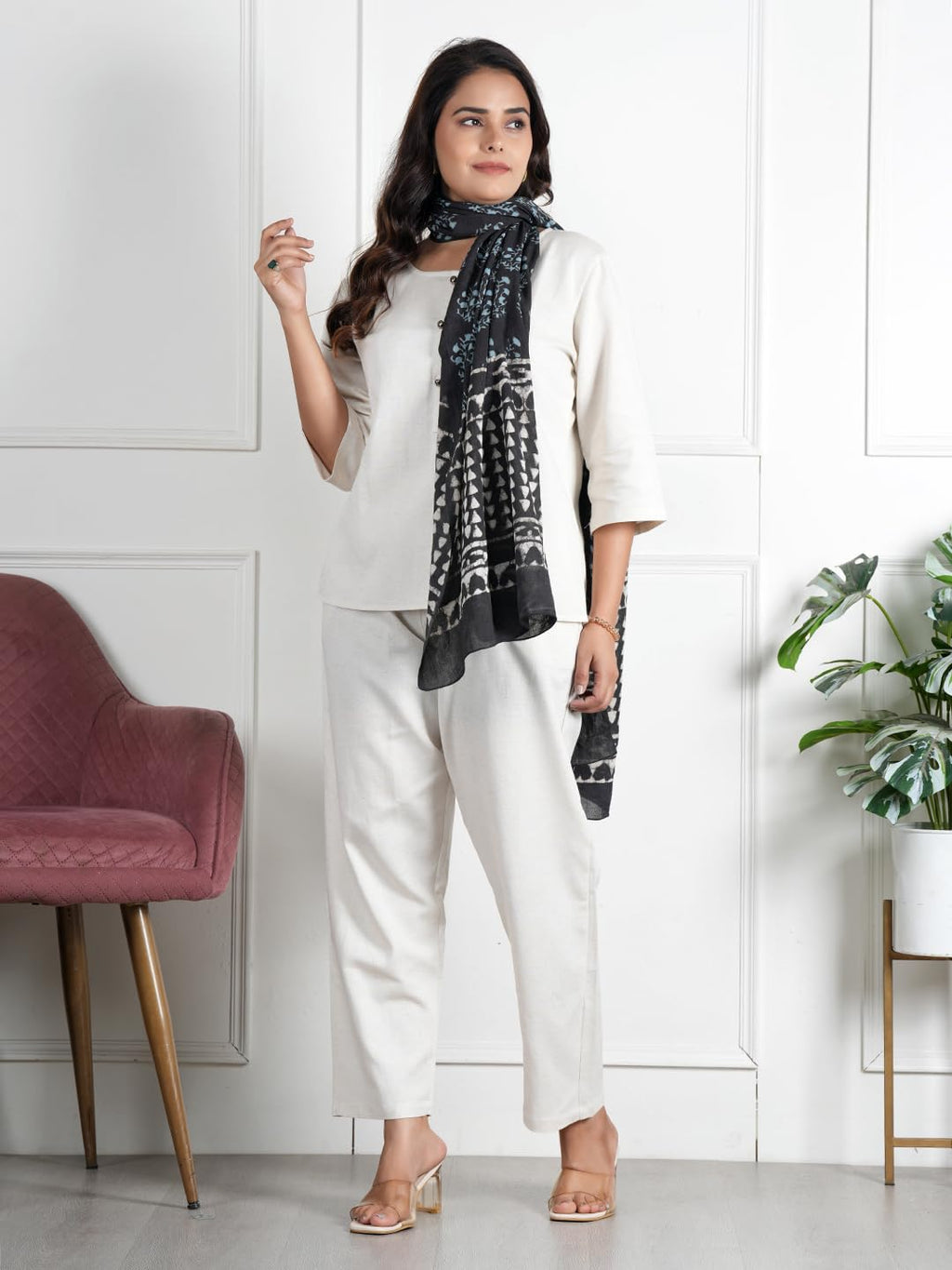 RAI SAHAB Printed Cotton Scarf for Women, Lightweight Soft Scarves Stoles for Summer & Winter(ST-96BLK10)