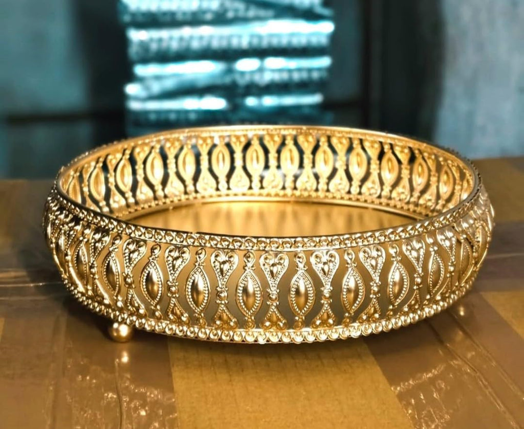 Premium Round Metal Decorative Tray with Intricate Lattice Cutwork – 8-inch Gold Finish Vanity Organizer for Home Décor, Coffee Table & Gifting – Elegant Mirrored Base Pedestal Tray