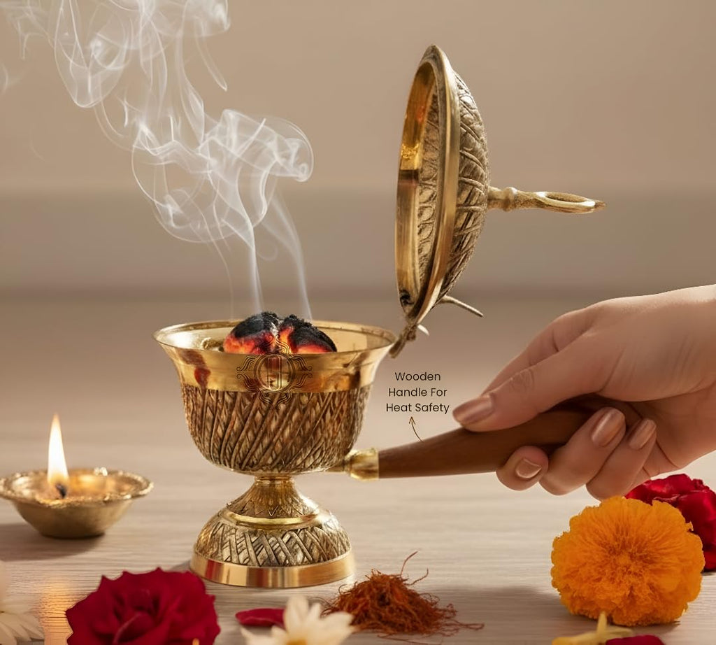 DSH CRAFTING YOUR CURIOSITY Brass Dhuna Loban Burner with Wooden Handle Dhoop Dani Dhooni Decorative Insence Burner Holder and Gift Items (LBN-17-MOONstar)