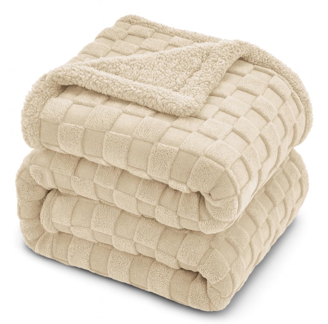 VAS COLLECTIONS Reversible Sherpa Fleece/Flannel Blanket, 500 GSM – Thick Fluffy 3D Checkered, Super-Soft, All-Season, Decorative Couch or Bed Blanket (Beige, Single (2200 g)) Kafalo