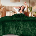 Abrazo AC Blanket | 300 GSM Lightweight Super Soft Cozy for Bed, Sofa, Couch, Travel & AC Room | Double Bed 220×240 cm | Solid Color | Breathable All-Season Comfort (Green) Kafalo