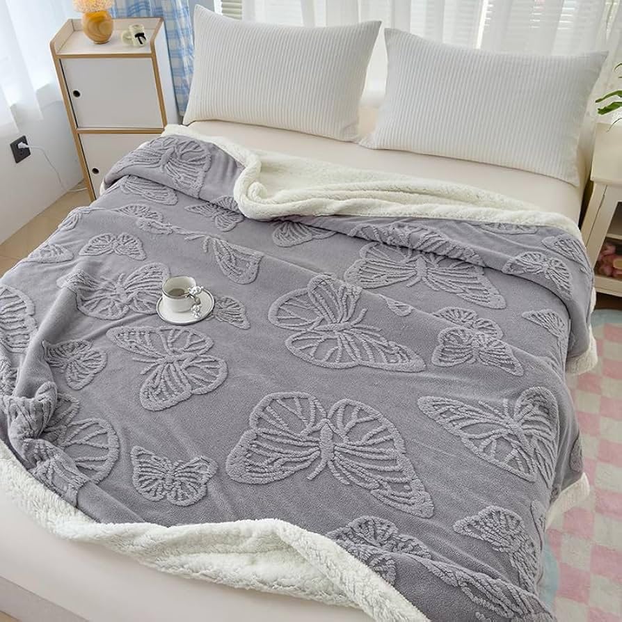 Reexplore Super Soft Light Weight Double Bed King Size All Seasons Double Bed Blanket for Kids, Teenagers & Adults (200 x 230 cm, 78 x 90 Inches) Kafalo
