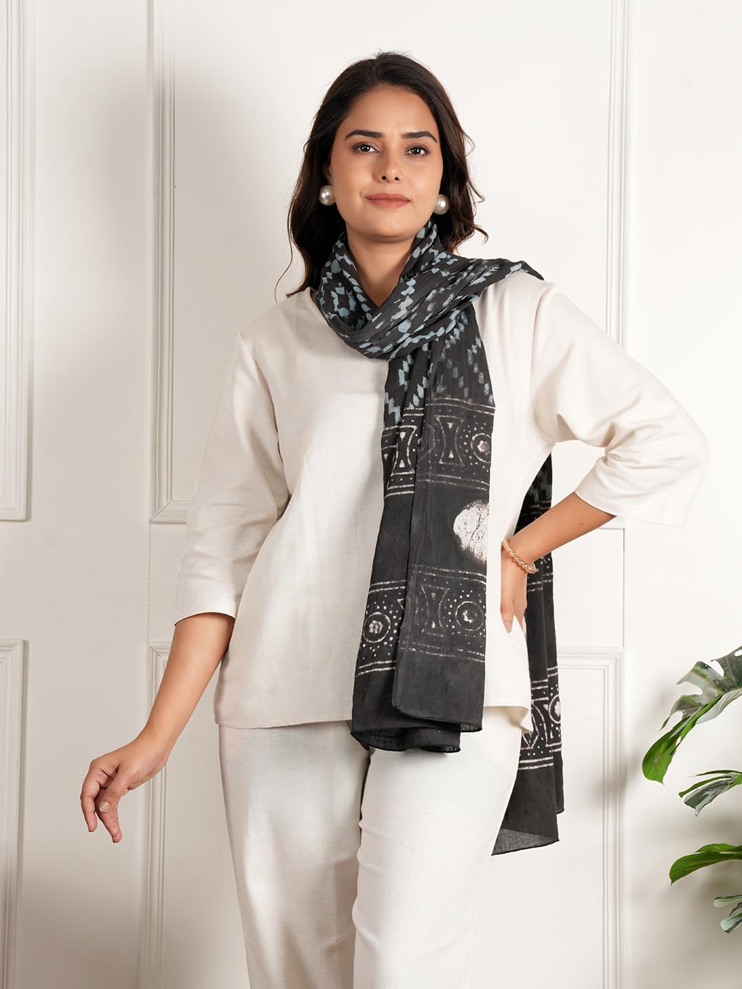 RAI SAHAB Printed Cotton Scarf for Women, Lightweight Soft Scarves Stoles for Summer & Winter(ST-93BLK10)