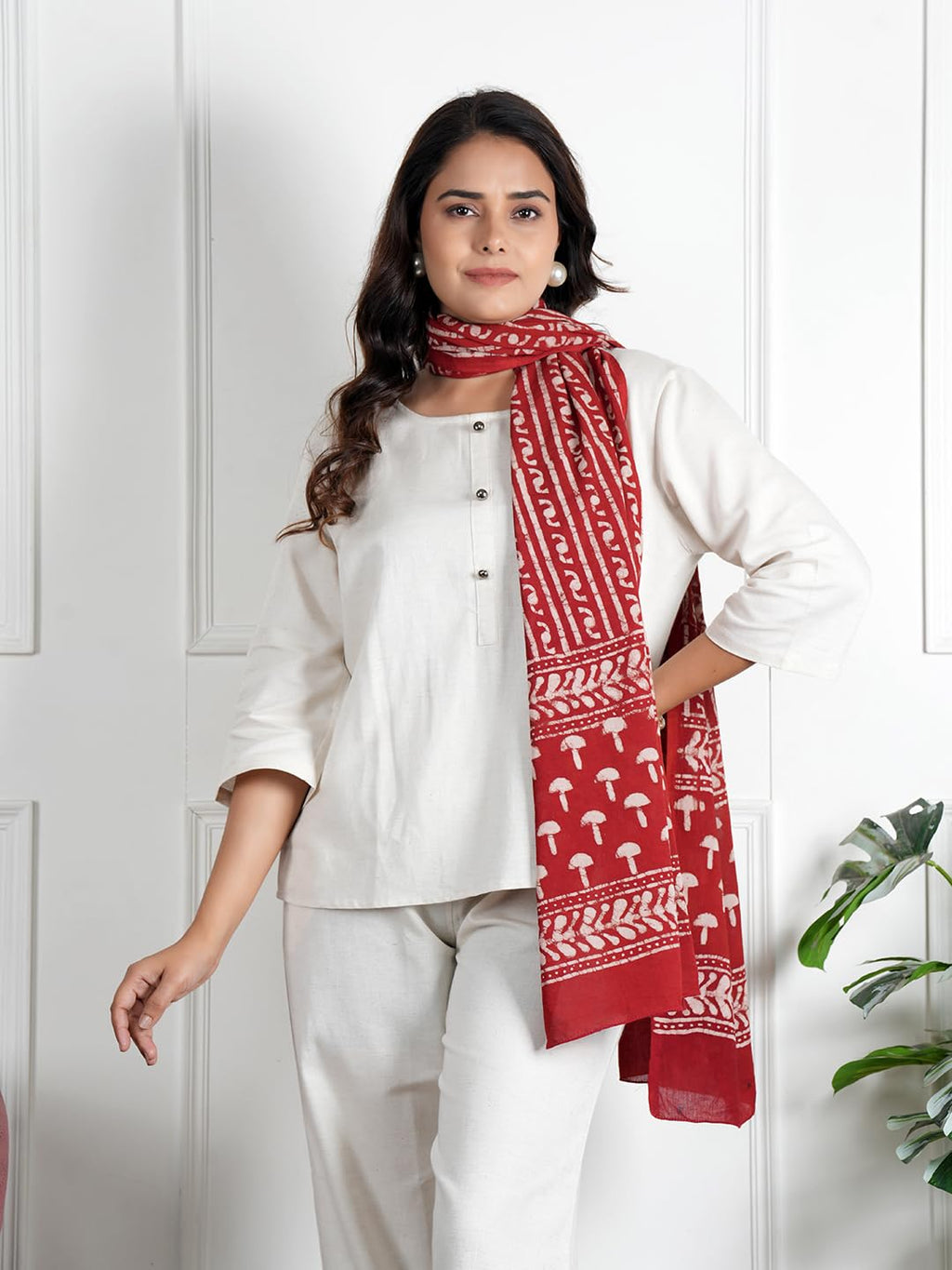 RAI SAHAB Women's Cotton Hand Block Printed Casual Stoles/Scarf(ST-60RED10)