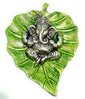 Prince Home Decor & Gifts Multicolour Handmade Decorative Feng Shui Metal Pan Leaf Hanging Ganesh Ji Statue (Silver Green)