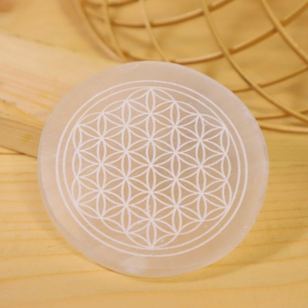 TREE MAISON CORONATING HOMES Selenite Crystal Charging Plate | 3 Inch Approx | Selenite Plate to Charge Reiki Crystal | Pack of 1