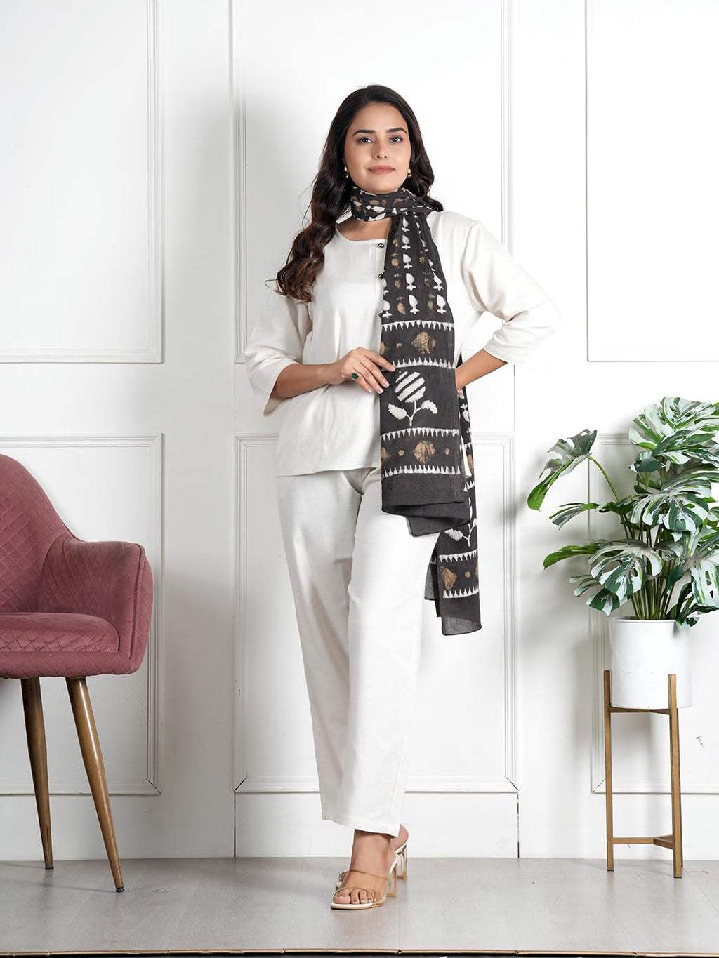 RAI SAHAB Printed Cotton Scarf for Women, Lightweight Soft Scarves Stoles for Summer & Winter(ST-86BLK10)