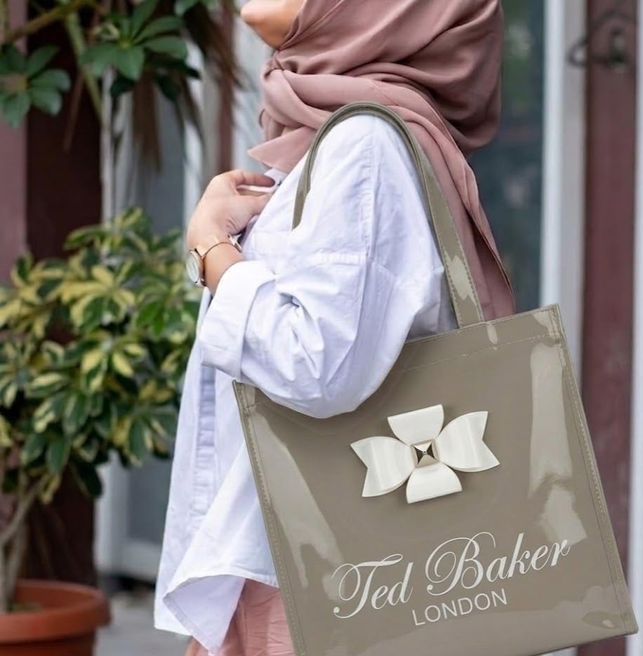 SEA MOUNT Ted Baker London Multipurpose Tote Bag with Signature Bow Detail – Spacious Travel Carryall, Everyday Shopping Organiser, Durable Shoulder Handbag for Work, Office, Travel & Daily Essentials