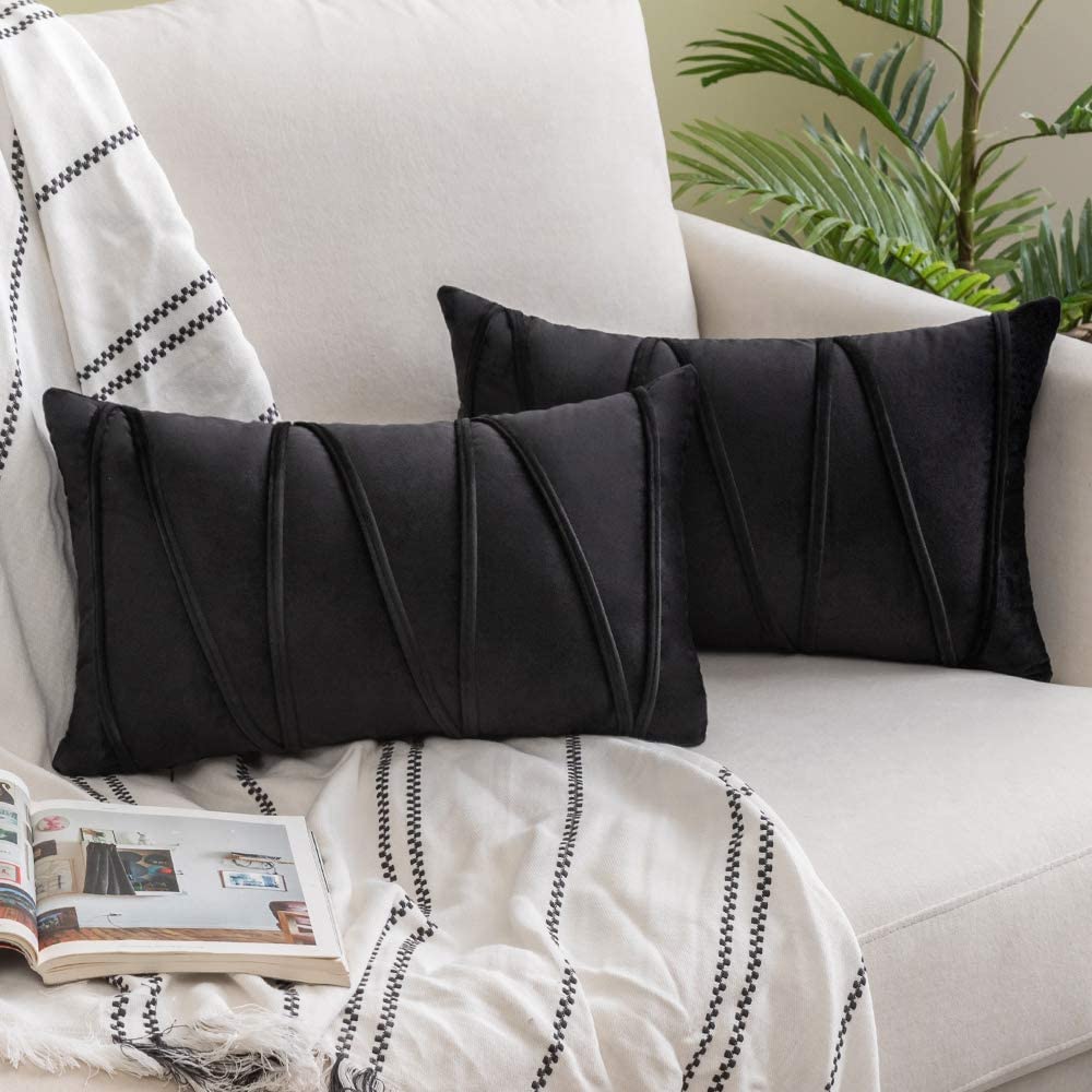 Khooti Velvet Striped Cushion Cover Pack of 1-14 x 14 Inches / 45.56 x 45.56 cm | Black | Soft Pillow Covers Cushion Case for Sofa Bedroom Livingroom Chair Car, Cushion Cover with Zig Zag Pattern