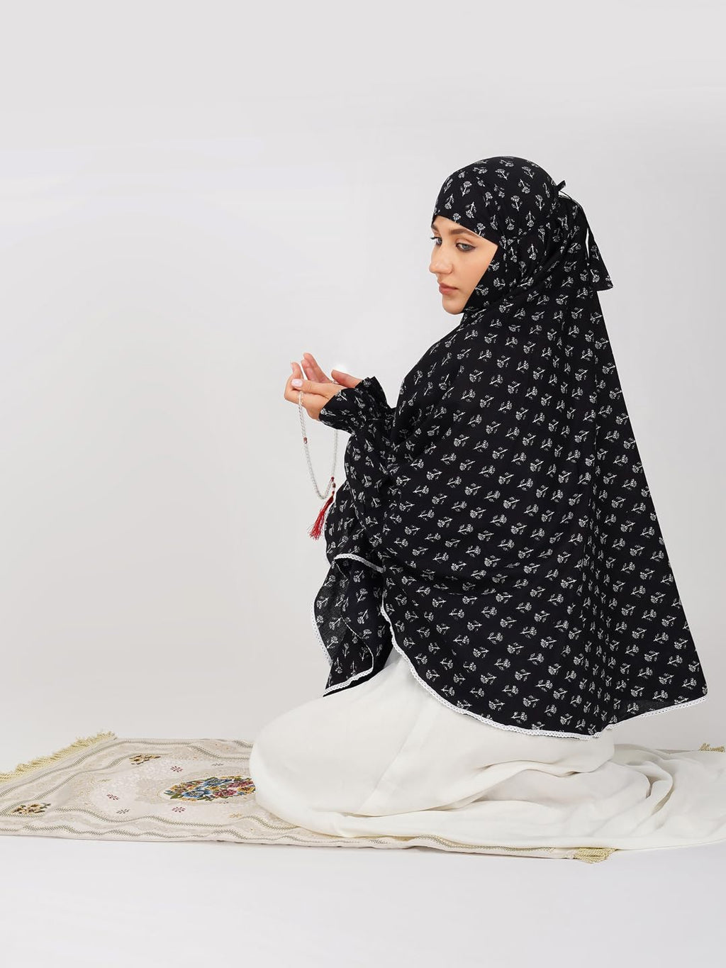 ANA Black Floral Cotton With Sleeves Namaz Makhna for Women, Free Size, Ready to Wear