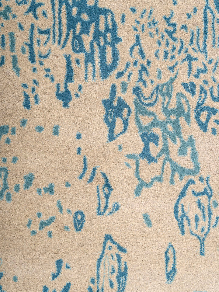 Kosya Wool Tufted Carpet Contrast Living
