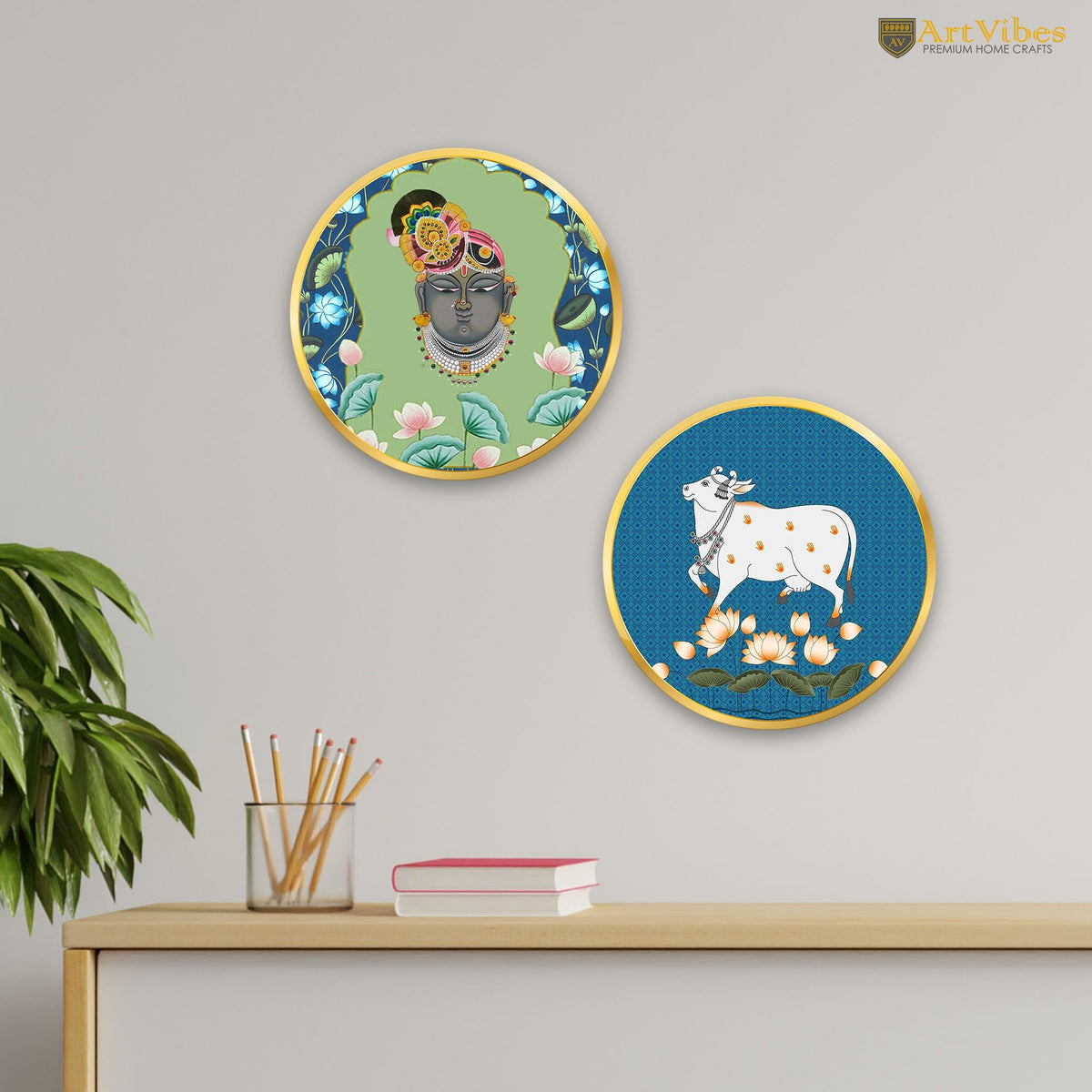 Artvibes Krishna Round Shape MDF Wooden Wall Decor Items | Spiritual Decor Items | Religious Wall Art | Wall Poster | Artwork| Stylish Modern Decor Item | Gift Items (WH_8811N), Set of 2