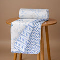 HUESLAND 100% Cotton Reversible Dohar Single Bed Cotton | Soft Cambric Weave, Lightweight AC Blanket for Summer & All Weather Use | 56 x 89 inches, Petal - White & Arctic Blue Kafalo