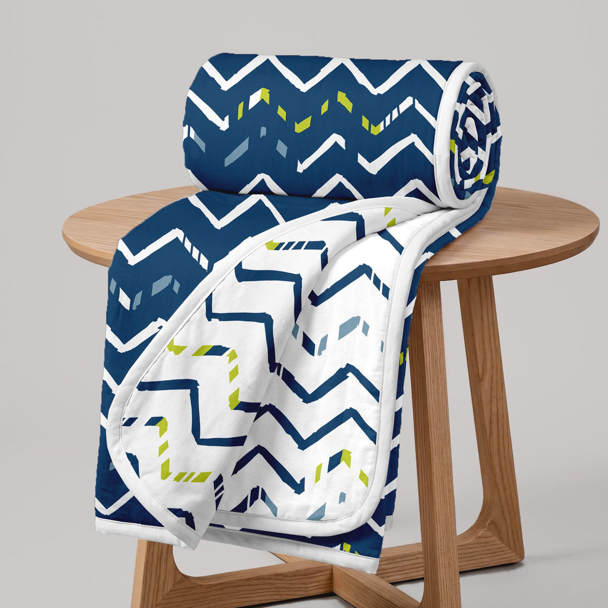 Divine Casa 120 GSM Microfiber Double Dohar | Soft & Lightweight Throw Blanket | Cozy & Breathable | All-Season Comfort | 220 x 205 CM | Zig-Zag Pattern | Blueprint Kafalo
