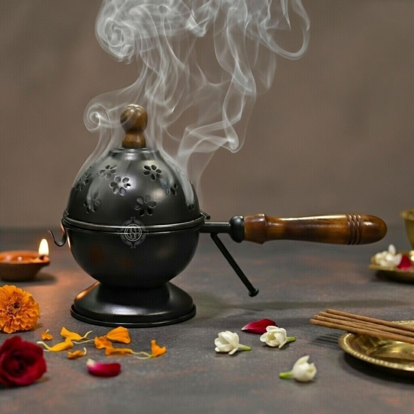 DSH Metal Loban Dani with Wooden Handle Round Dhoop Dani Incense Burner for Bakhoor, Sambrani, Puja & Home Fragrance (LBN-DOM-Black)
