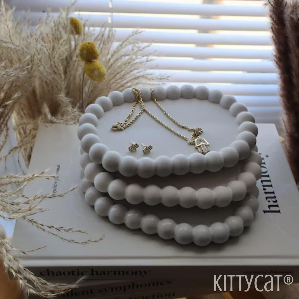 Kitty Cat® Concrete Jewelry Tray Trinket Dish – White Oval Decorative Bubble Tray for Women, Vanity Key & Perfume Holder, Aesthetic Jewelry Candle Organiser for Display & Home Decor (Oval)