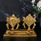 Artvarko Lord Vishnu Religious Symbols Shankha Chakra Design Brass Oil Lamp Diya Deepam Deepak Kuthu Vilakku (16x9x11 Cm)