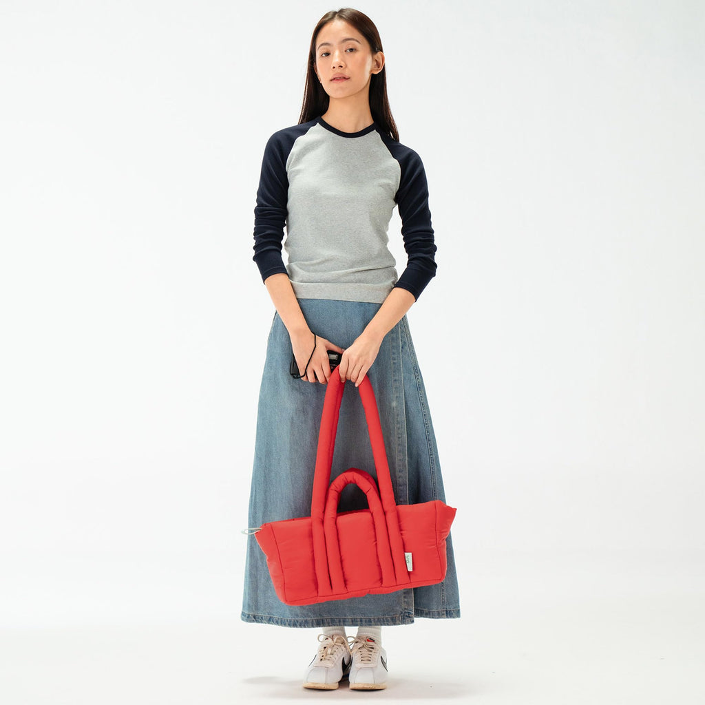 DailyObjects Red Puft Baguette Bag