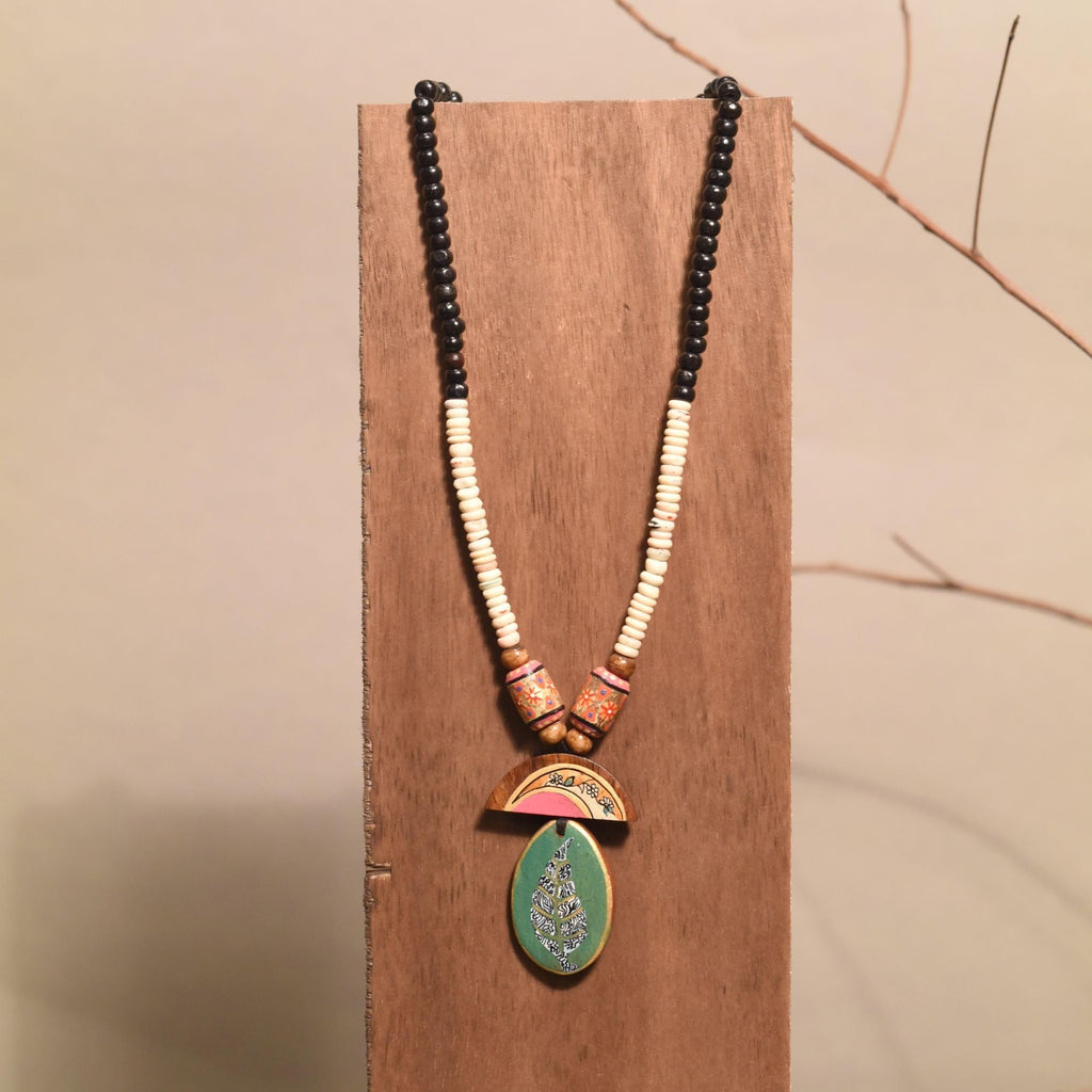 AAKRITI ART CREATIONS Saffron Reverie Handcrafted Ethnic Necklace for Women | Hand-Painted Pendant with Beads | Boho Pendant Necklace for Women | Handmade Jewellery Gift
