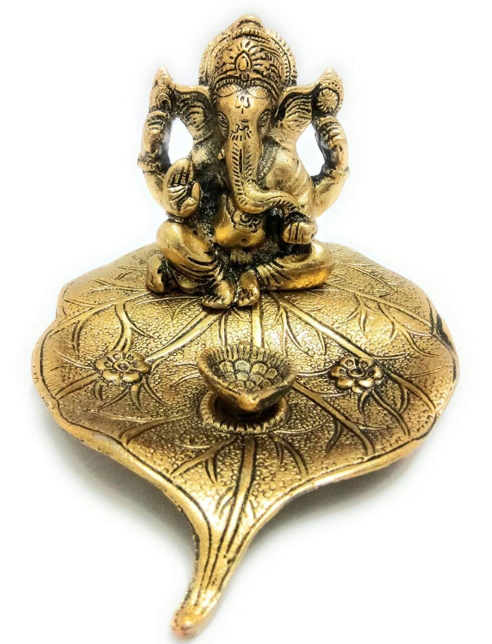 KridayKraft Metal Ganesha Sitting on Leaf Patta with Diya Deepak Home Office Temple Pooja/Festival Good Luck/Wishes/Diwali/Gifting Ganesh Gold Polish (12 x12 x 8 cm)