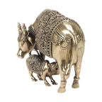 ARTVARKO Superfine Brass Kamdhenu Cow and Calf, Vastu Gau MATA Idol, Vastu Nandi Religious Showpiece, Temple Puja Home Décor 5 Inch