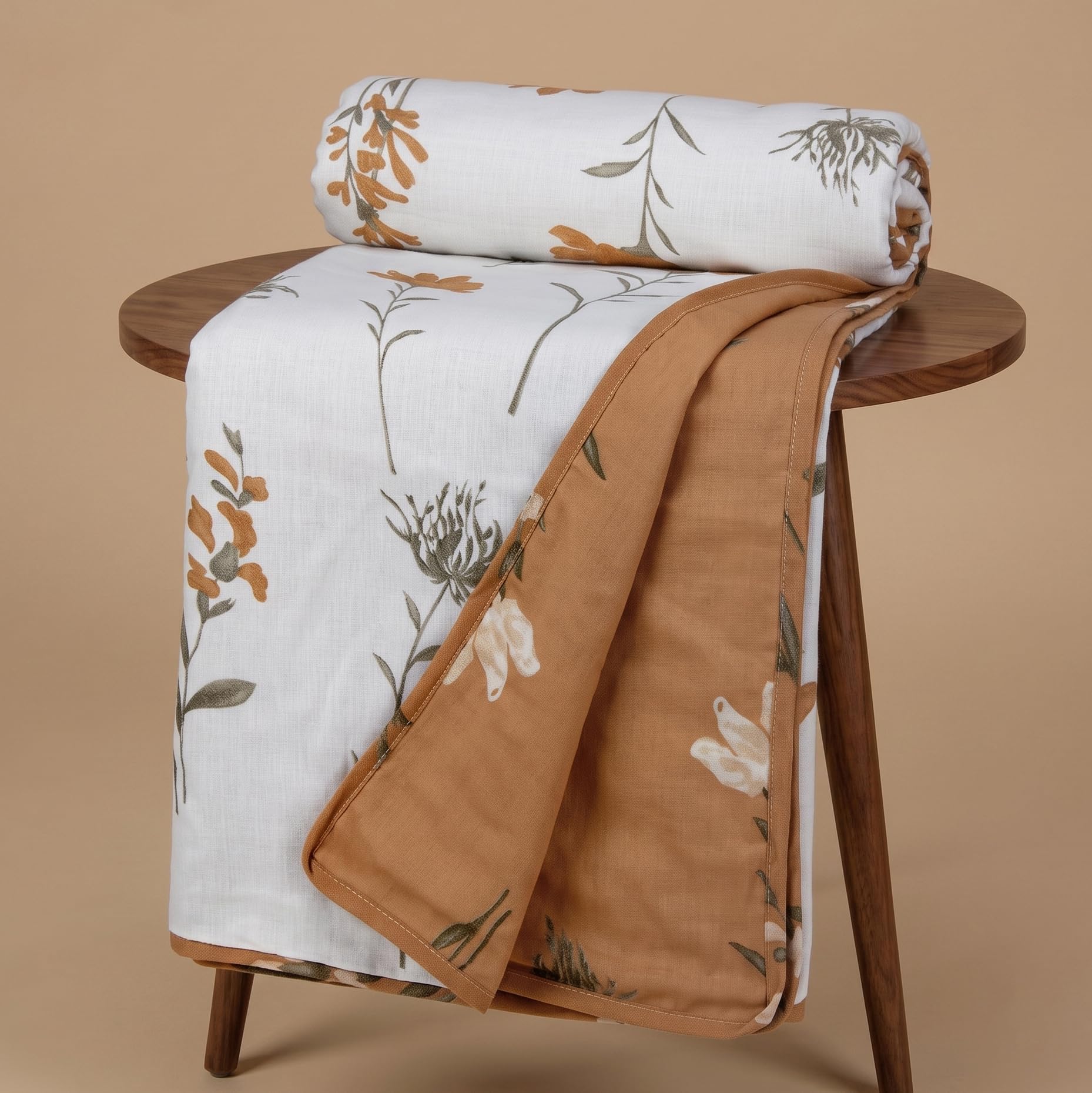 HUESLAND 100% Cotton Reversible Dohar Single Bed Cotton | Soft Cambric Weave, All Weather Light AC Blanket | 56 x 89 inches, Floral - Tangerine Orange & White Kafalo