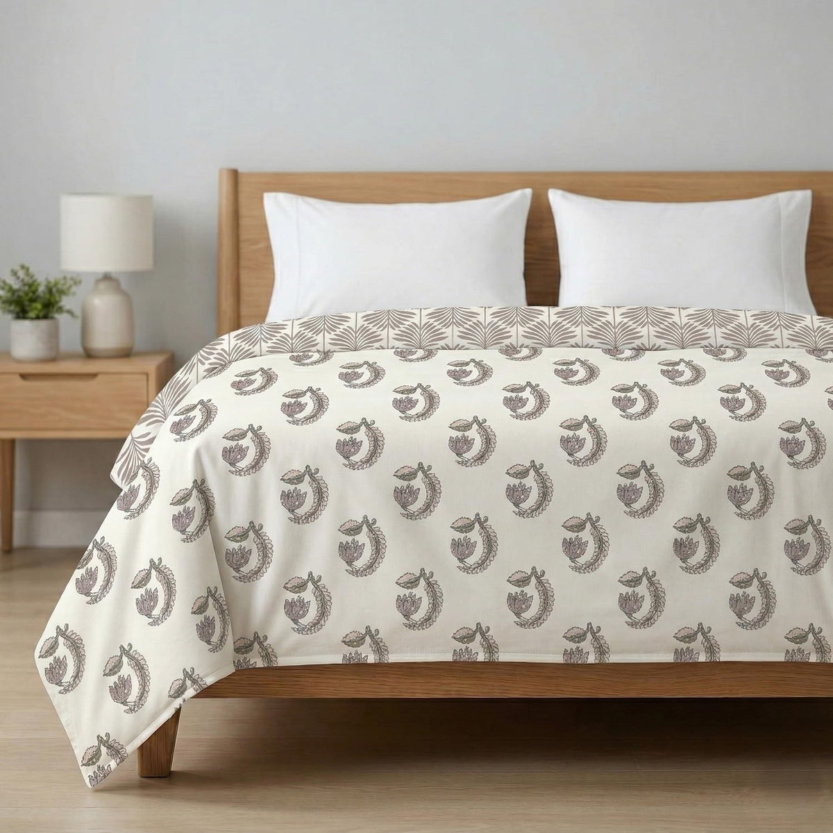 AYKA 100% Cotton Dohar Single Bed 56x85 Inch (143x216 cm) | 150 GSM Lightweight Cooling AC Blanket | Soft Breathable Modern Style Summer Comforter | Reversible Printed Quilt (Floral, Single) Kafalo